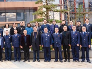 海曙税务所所长职责与工作重点是什么？